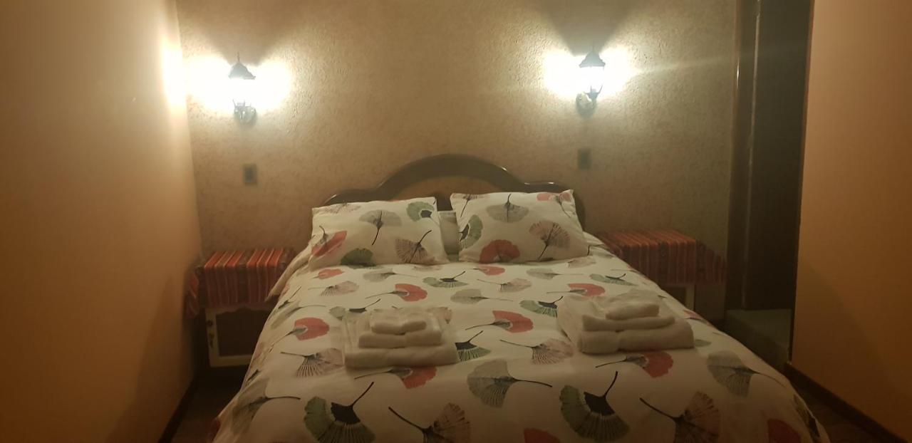 Hostal Utama Comunidad Yumani Exteriör bild